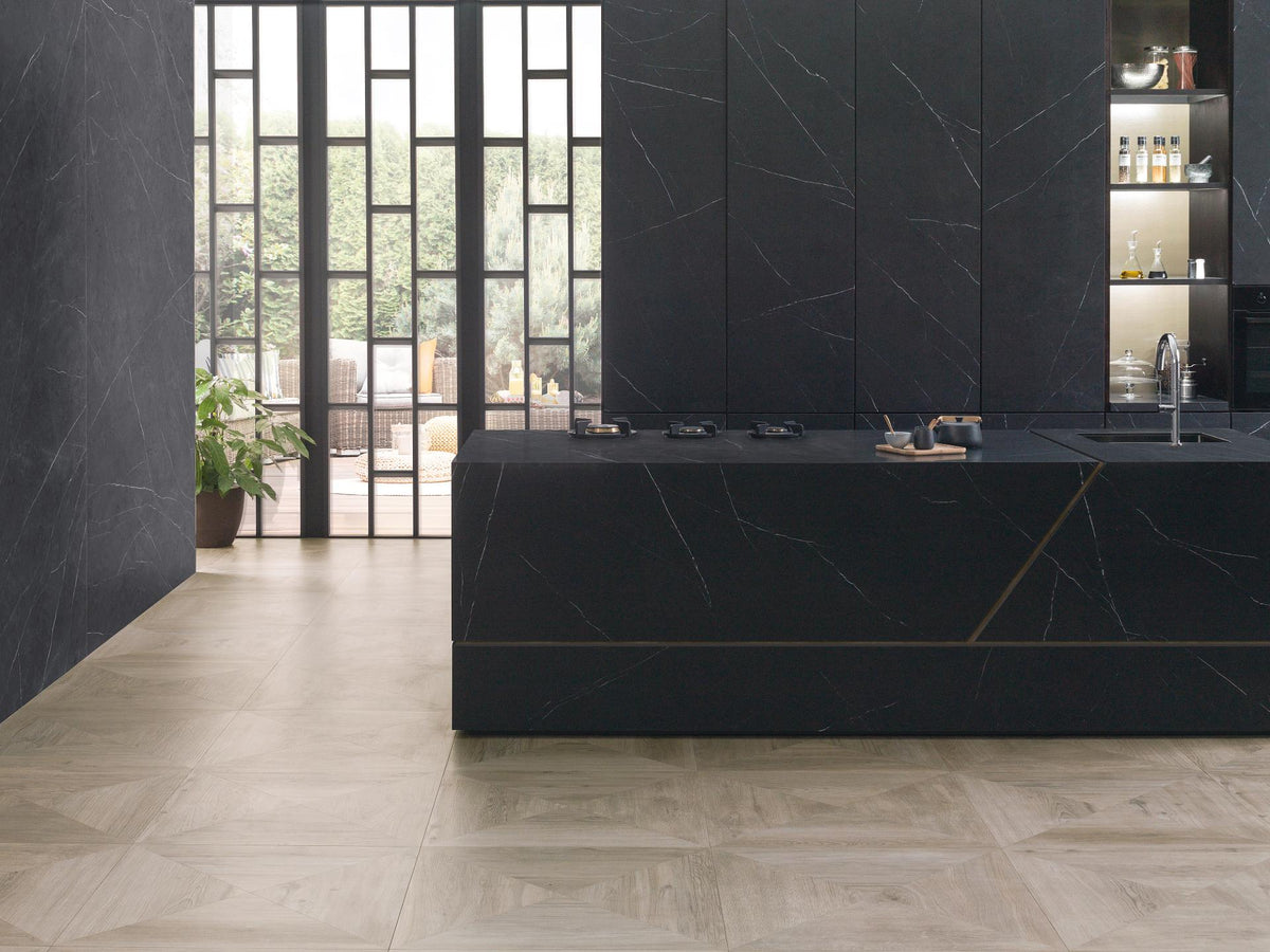 Xtone Liem Black
